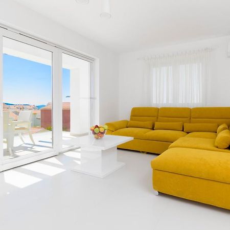 Apartment Royal Vodice Oda fotoğraf