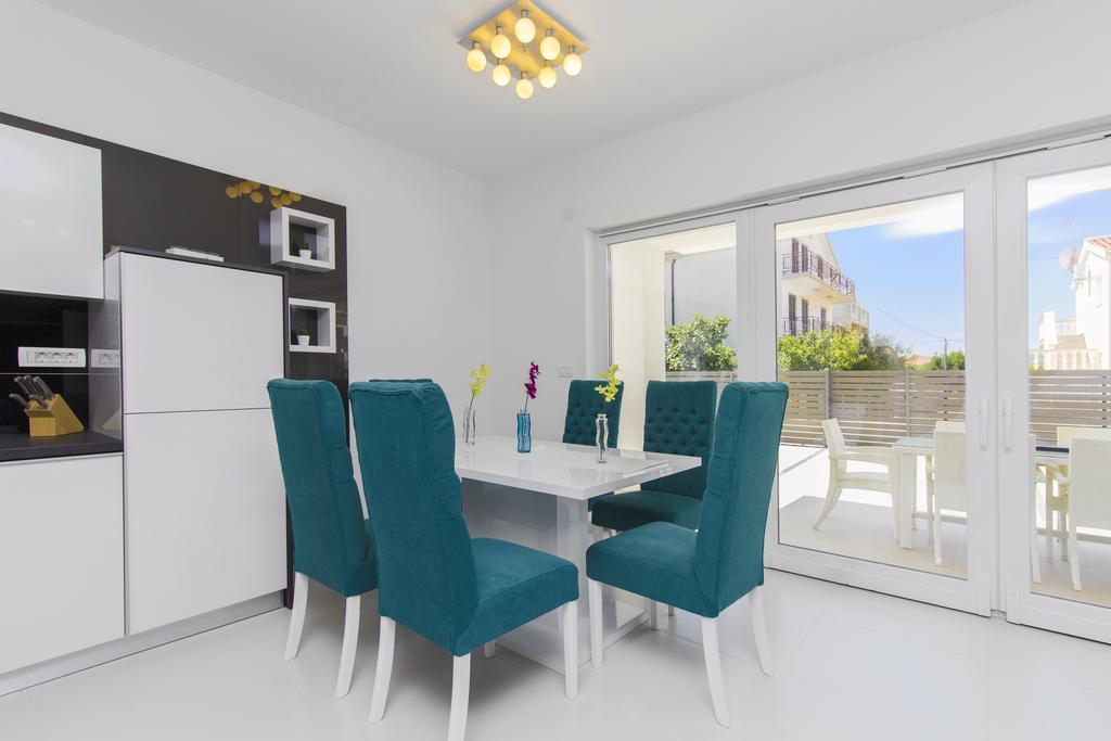 Apartment Royal Vodice Oda fotoğraf