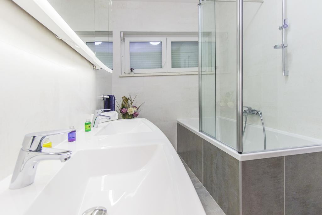 Apartment Royal Vodice Oda fotoğraf